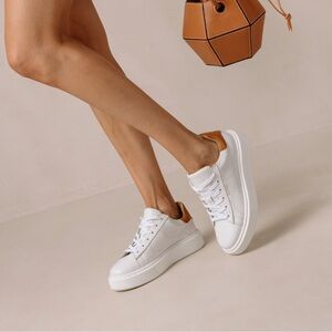 NEW Alohas tb65 sneakers - bright white tan - size 39